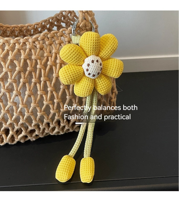 2026 New Korean Unique Hollow Mesh Wristlet Fashion Beach Handbag