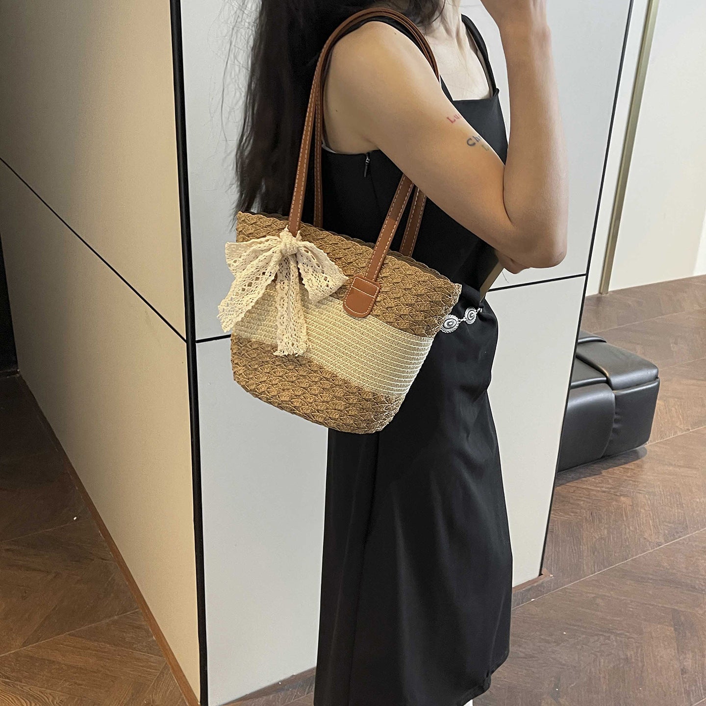 Women Artistic Fresh Woven 2026 Spring New Casual Handbag Tote Bag