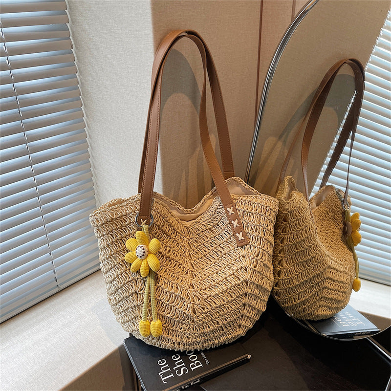 Women Handmade Woven 2026 Spring New Trendy Large Tote Beach Shoulder Bag