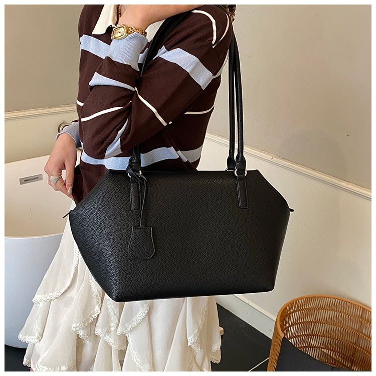 Shoulder Bag detail