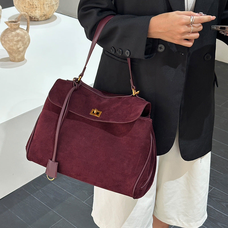Elegant Suede Leather Shoulder Bag with Flap Design