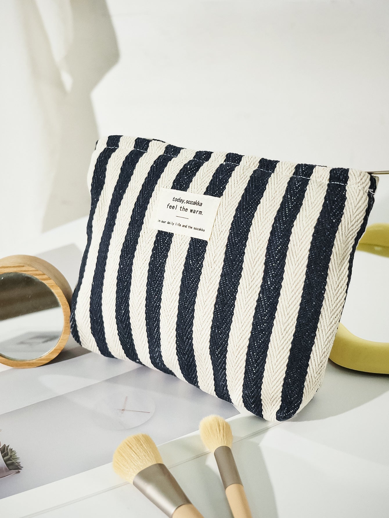 Striped Large Capacity Hand-Held Cosmetic Bag