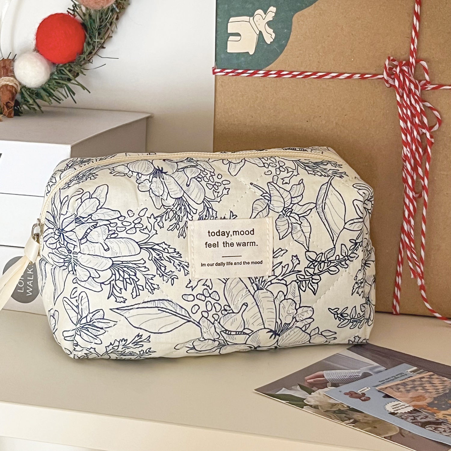 Tea Break Large Capacity Toiletry Bag