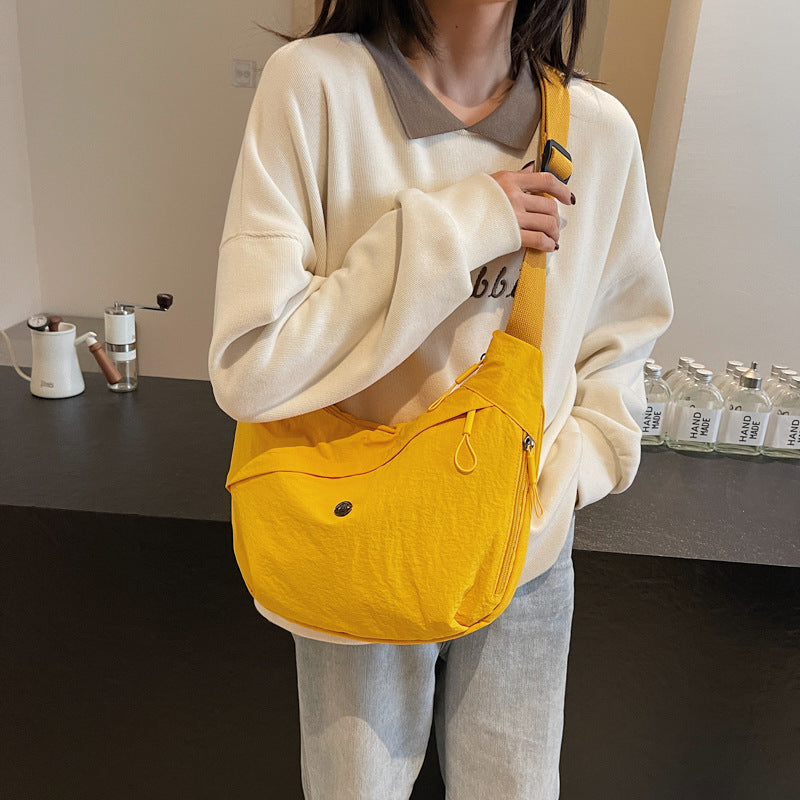 Japanese Simple Women'S Crossbody Bag Large Capacity Solid Color Versatile Dumpling Bag Lightweight Commuter Student Class Shoulder Bag