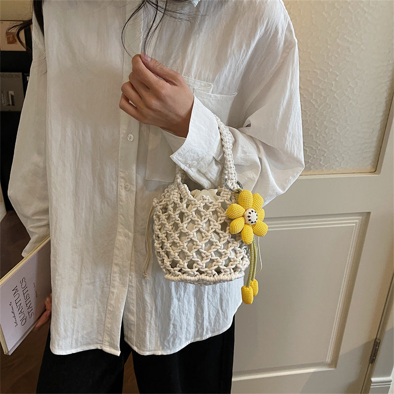 2026 Spring New Unique Handmade Woven Mesh Mini Bucket Korean Lazy Bag
