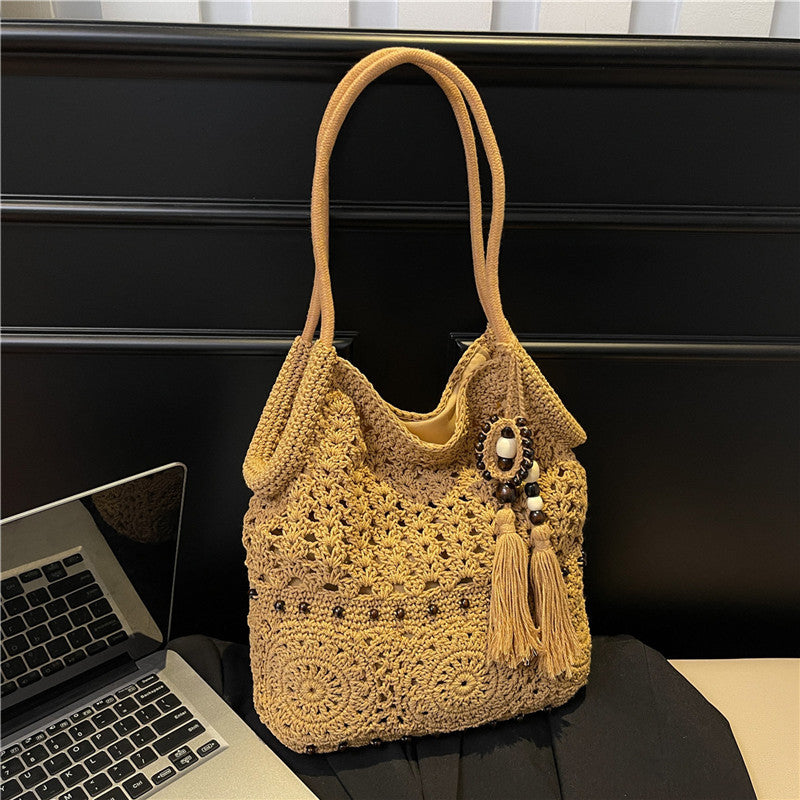 Simple Crochet Large Capacity Beach Resort Style Shoulder Commuter Bag