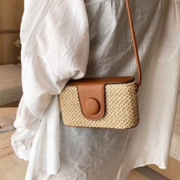 Women Island Woven Box Straw 2026 New Stylish Shoulder Crossbody Bag