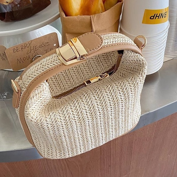 2026 Spring Portable Straw Shoulder Crossbody Woven Bag