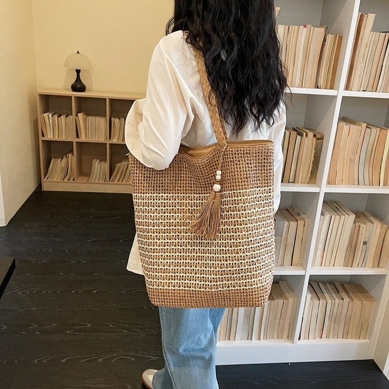 Women Lazy Woven 2026 New Tassel Straw Beach Large Shoulder Bag