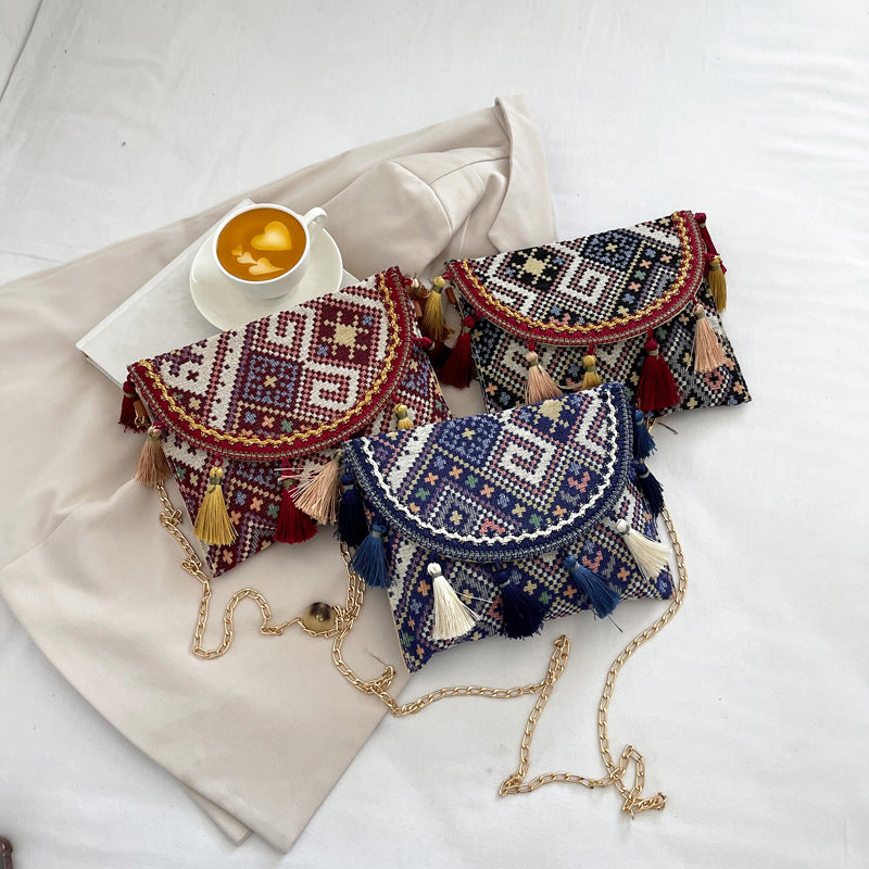 Retro Ethnic Chain Woven Canvas Shoulder Bag