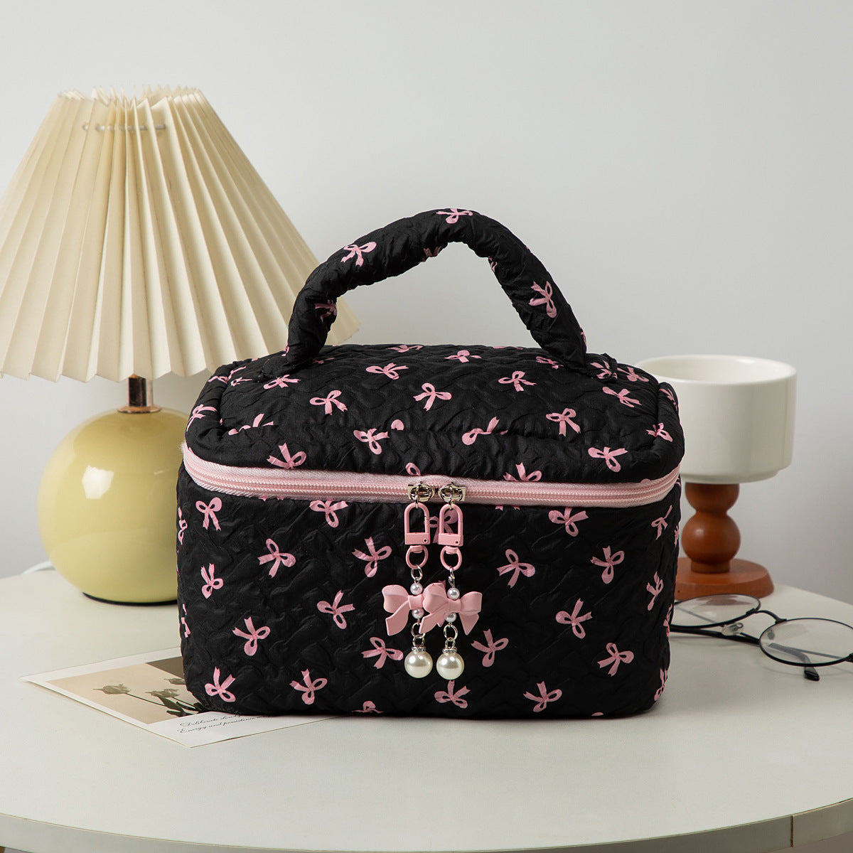 Bow-Knot Hand-Held Large Capacity Cosmetic Travel Toiletry Bag