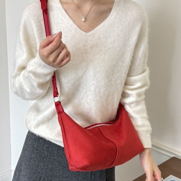 Vintage-inspired Suede Hobo Shoulder Bag with Soft Structured Shape