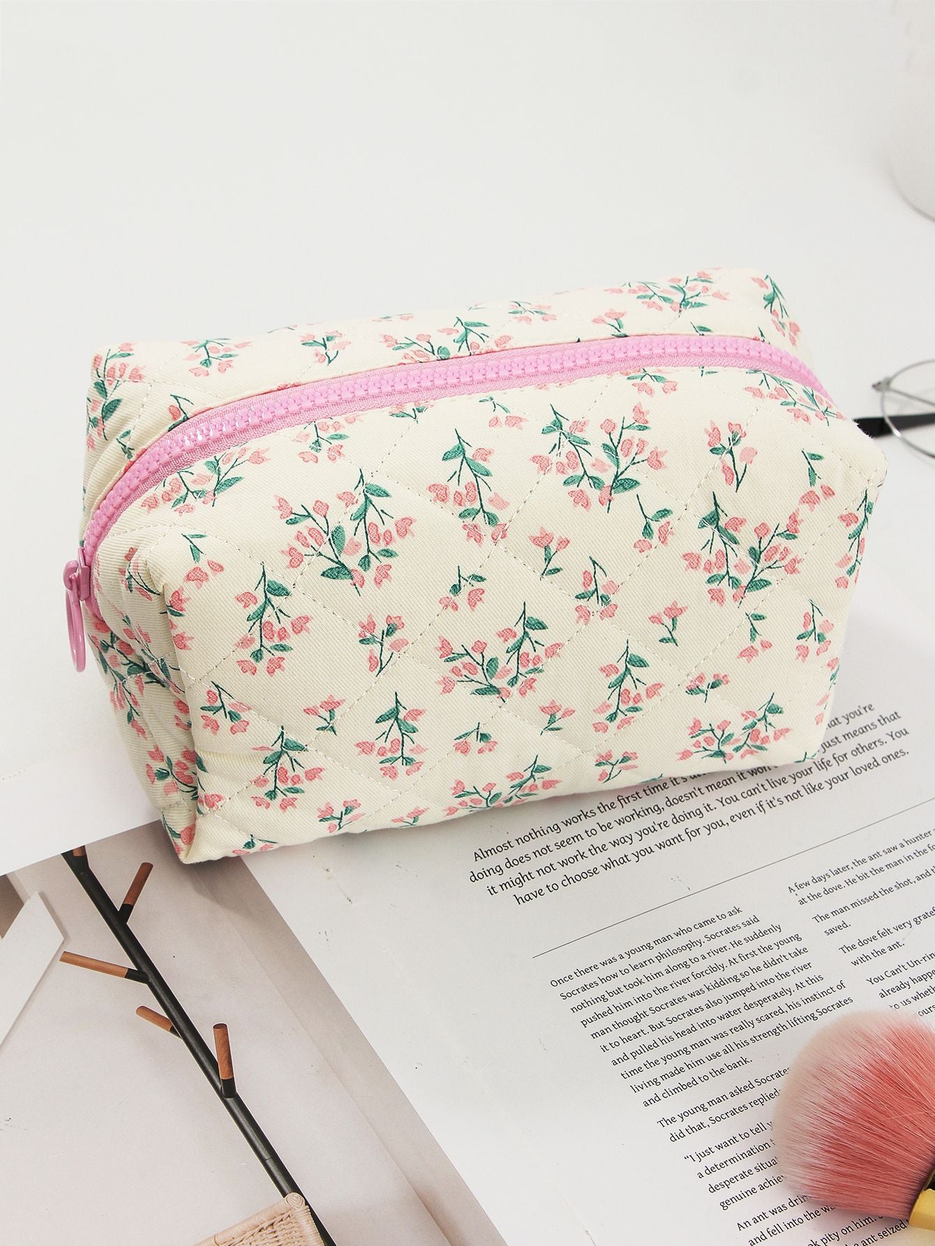 Quilted Cotton Large Capacity Cosmetic Toiletry Bag