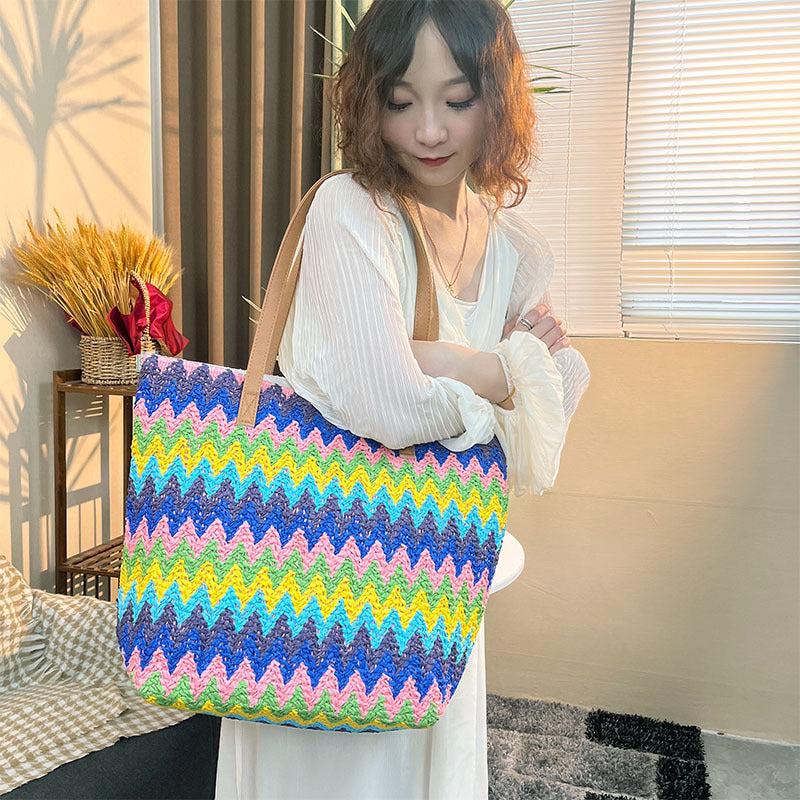Large Capacity Handmade Wavy Striped Straw Tote Bag