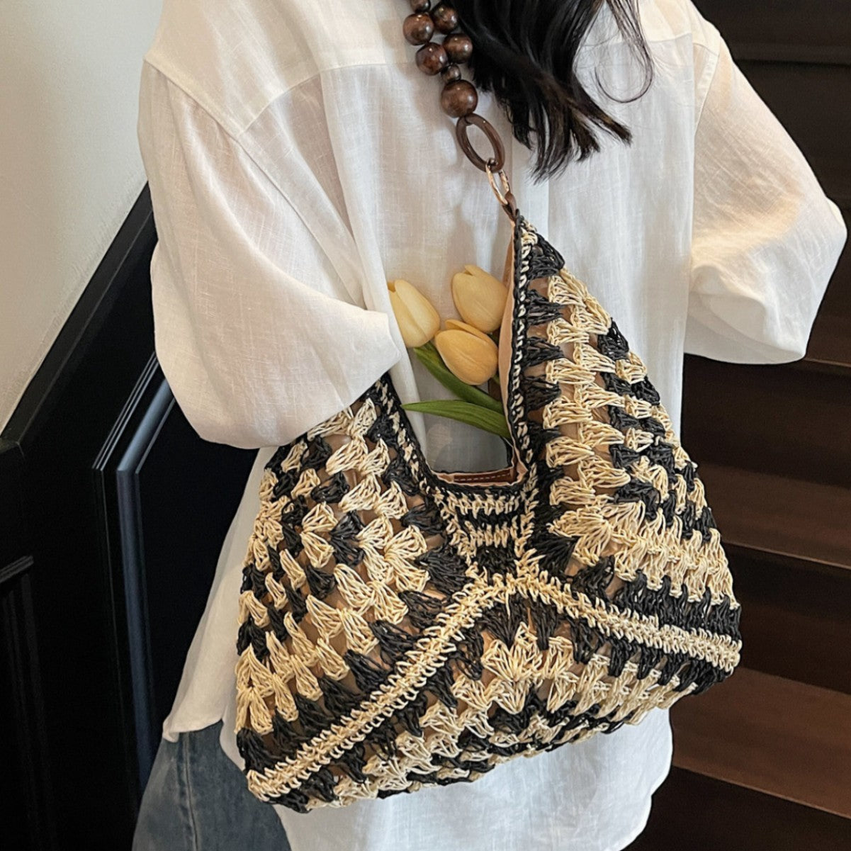 Women Summer Hollow Straw 2026 New Vintage Wood Bead Shoulder Beach Bag