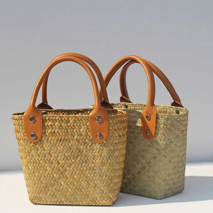 Hand-Woven Straw Niche Small Beach Bag