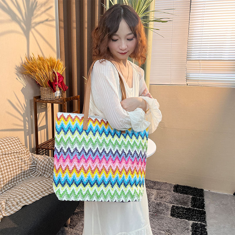 Large Capacity Handmade Wavy Striped Straw Tote Bag