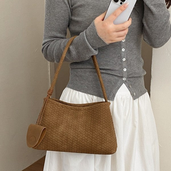 Textured Woven Shoulder Bag for Versatile Everyday Styling
