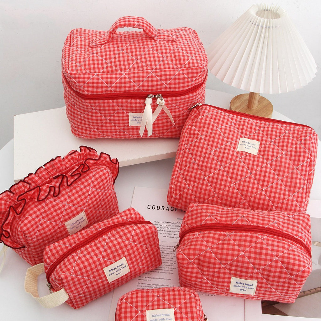 Red Plaid Quilted Large Capacity Cosmetic Bag