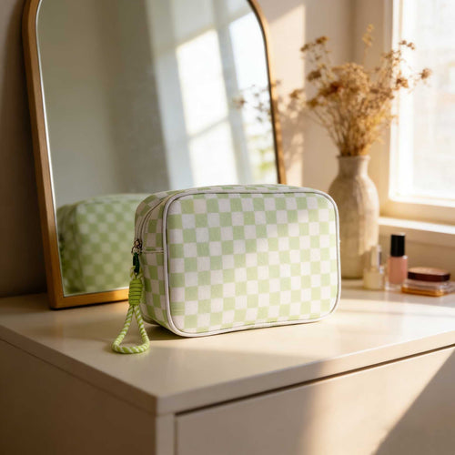Checkerboard Large-Capacity Waterproof Travel Clutch Bag