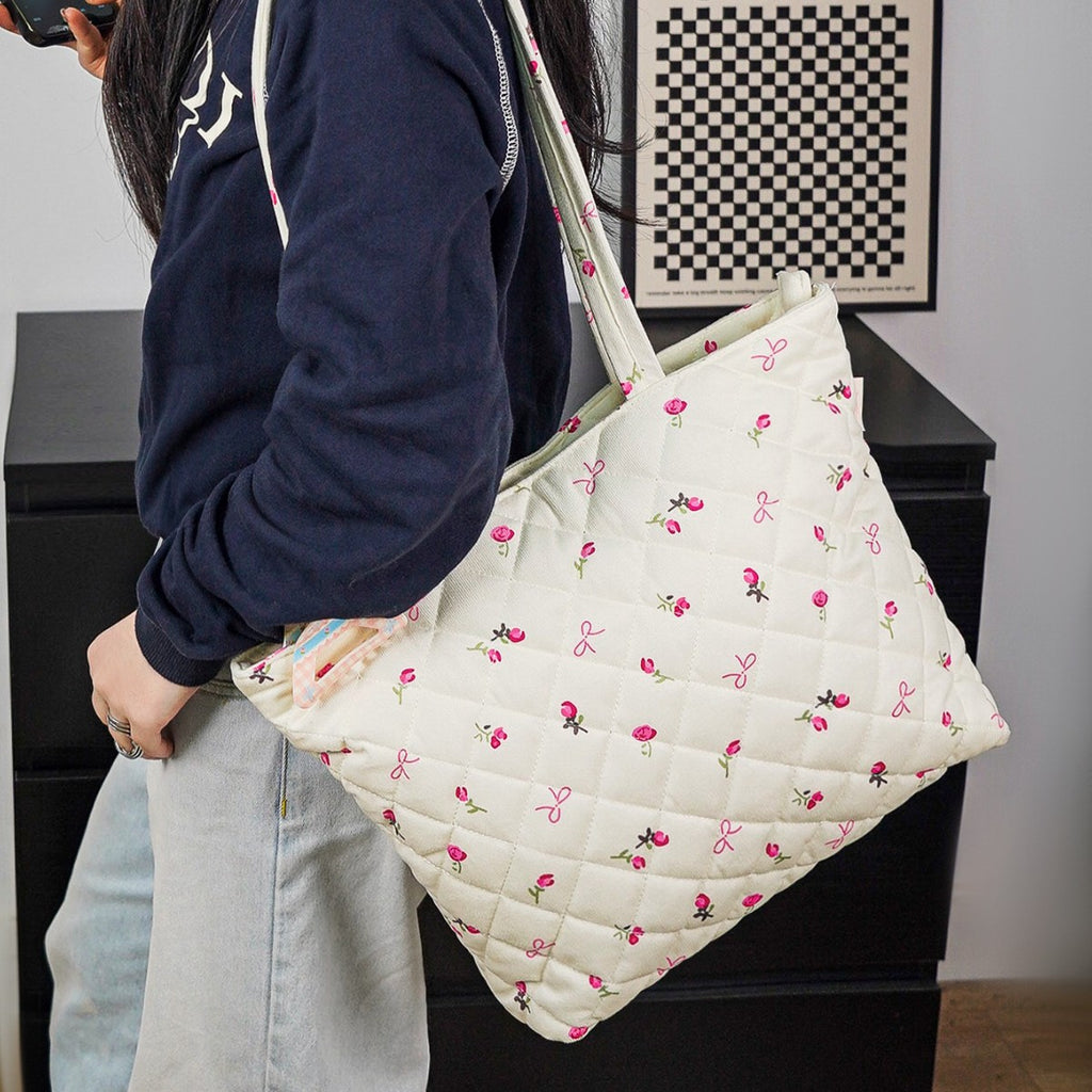 Quilted Cotton Flower Lipstick Tote Bag