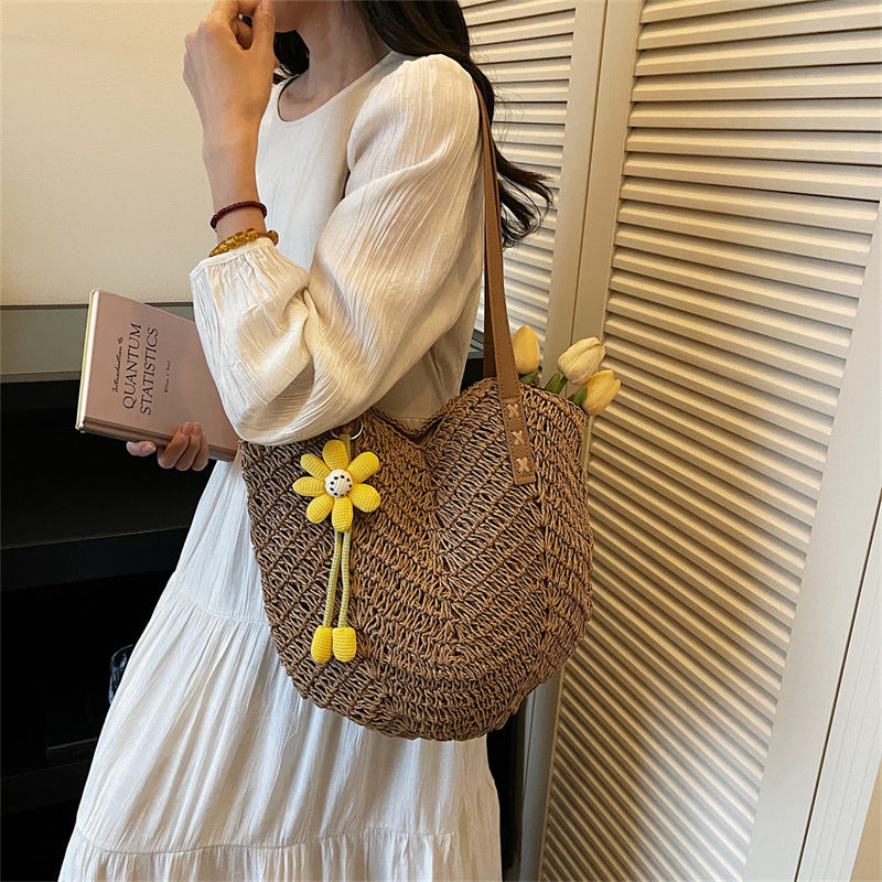 Women Handmade Woven 2026 Spring New Trendy Large Tote Beach Shoulder Bag