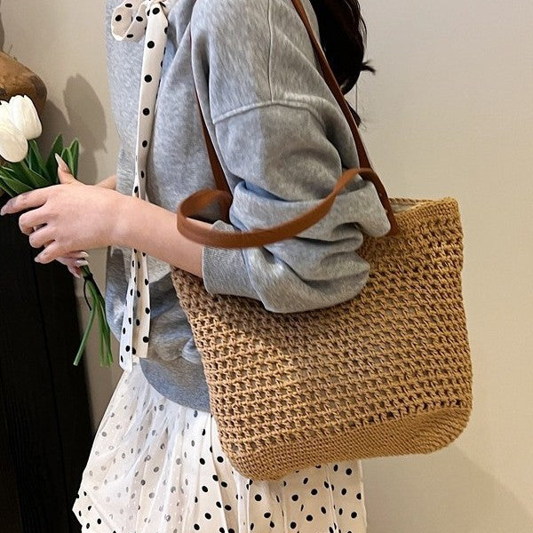 Women Summer New Woven Exquisite Bucket Shoulder Large Straw Bag