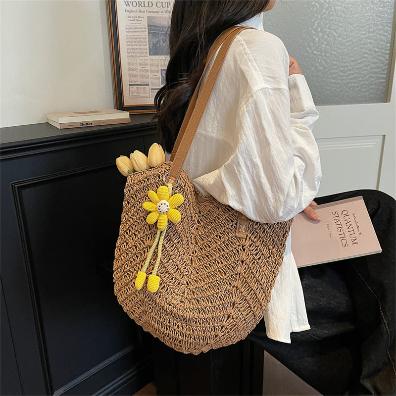 Women Handmade Woven 2026 Spring New Trendy Large Tote Beach Shoulder Bag