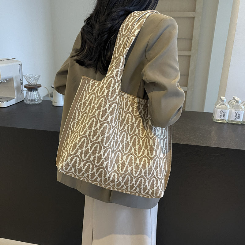 Geometric Pattern Knit Shoulder Tote Bag with Wide Straps