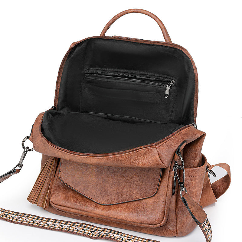 Cross-Border Shopping For New Winter European And American Retro Fashion Women'S Backpacks Large Capacity Double Color Tassel Backpack Wholesale