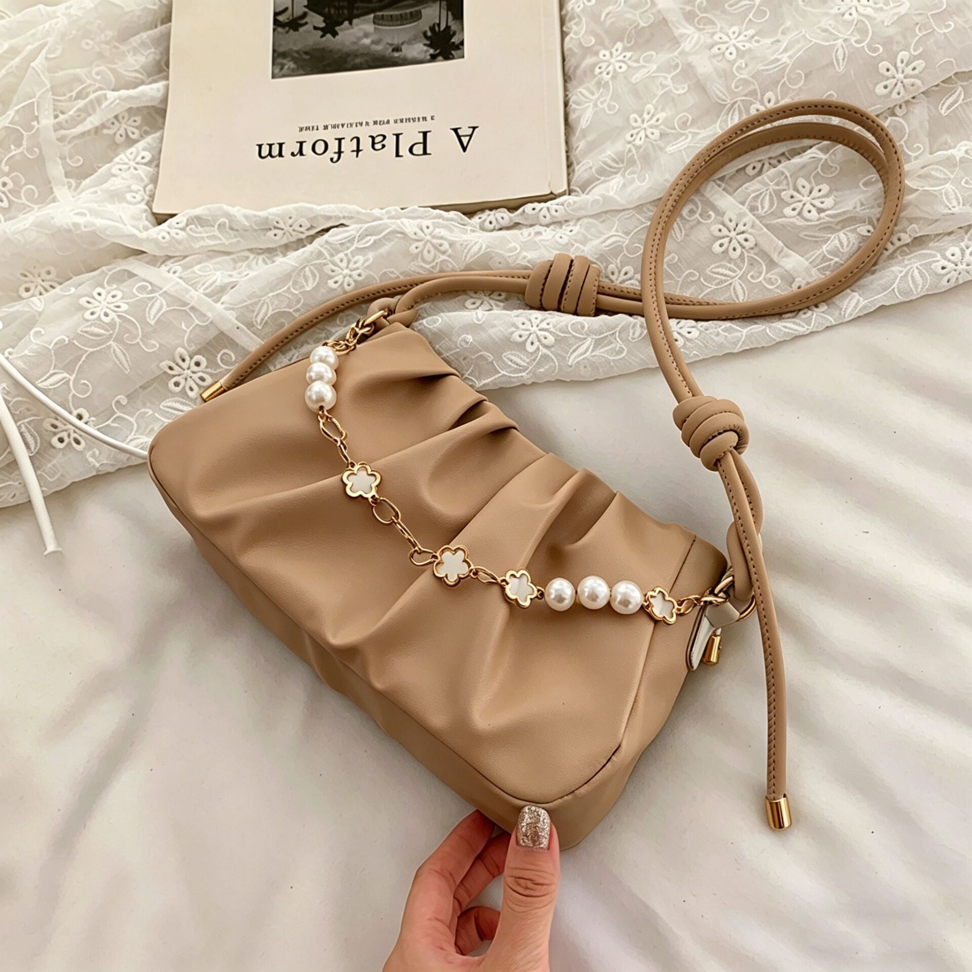 Hobo Purse Chain Strap Ruched Shoulder Handbag for Everyday