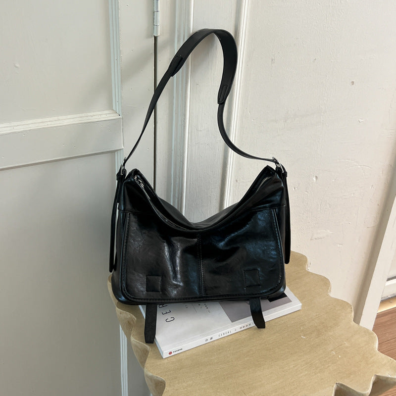 Shoulder Bag color view