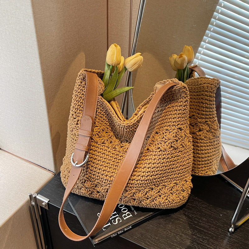 Women 2026 Resort Style Woven  Simple Large Capacity Casual Beach Bag