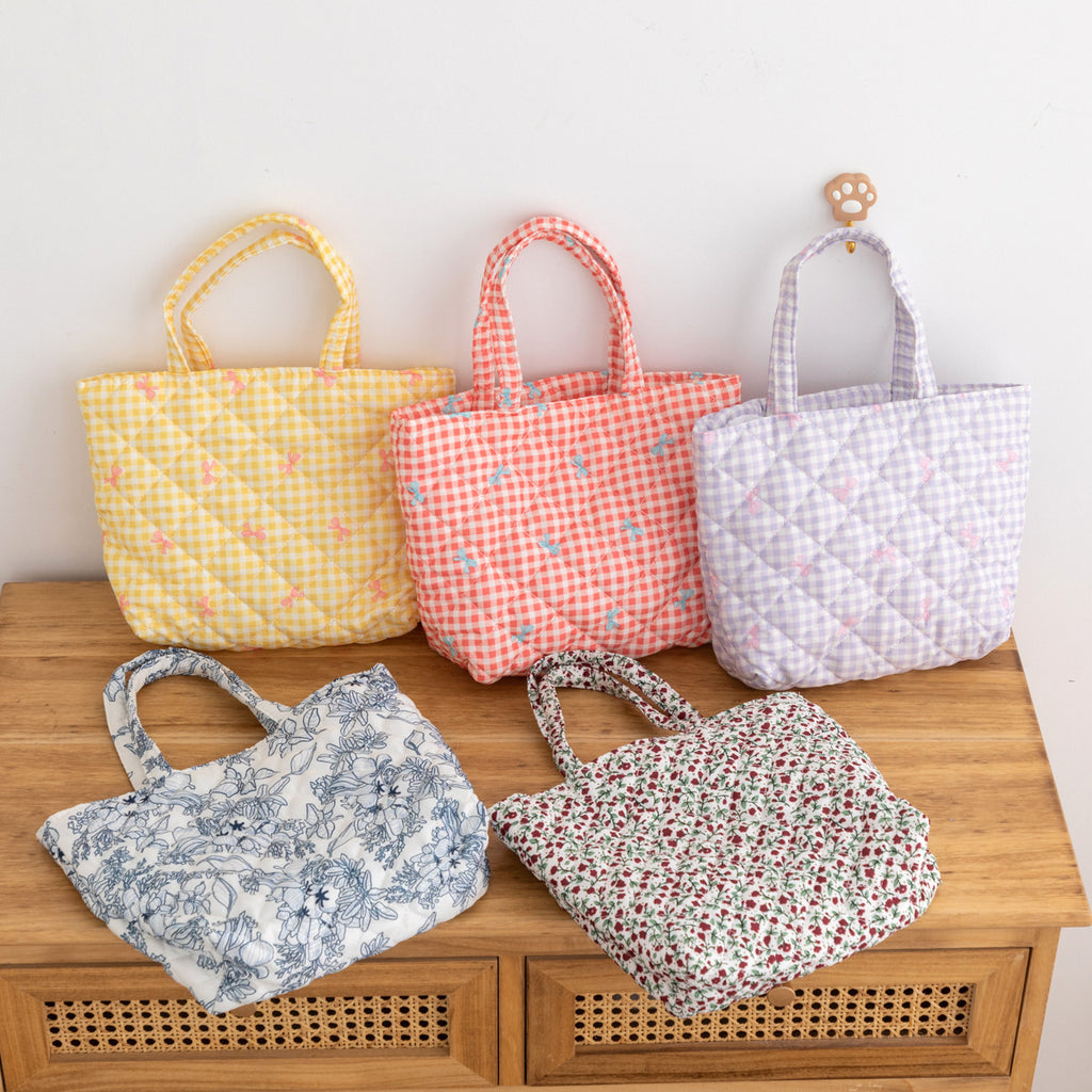 Portable Women's Floral Quilted Large Capacity Cosmetic Toiletry Bag