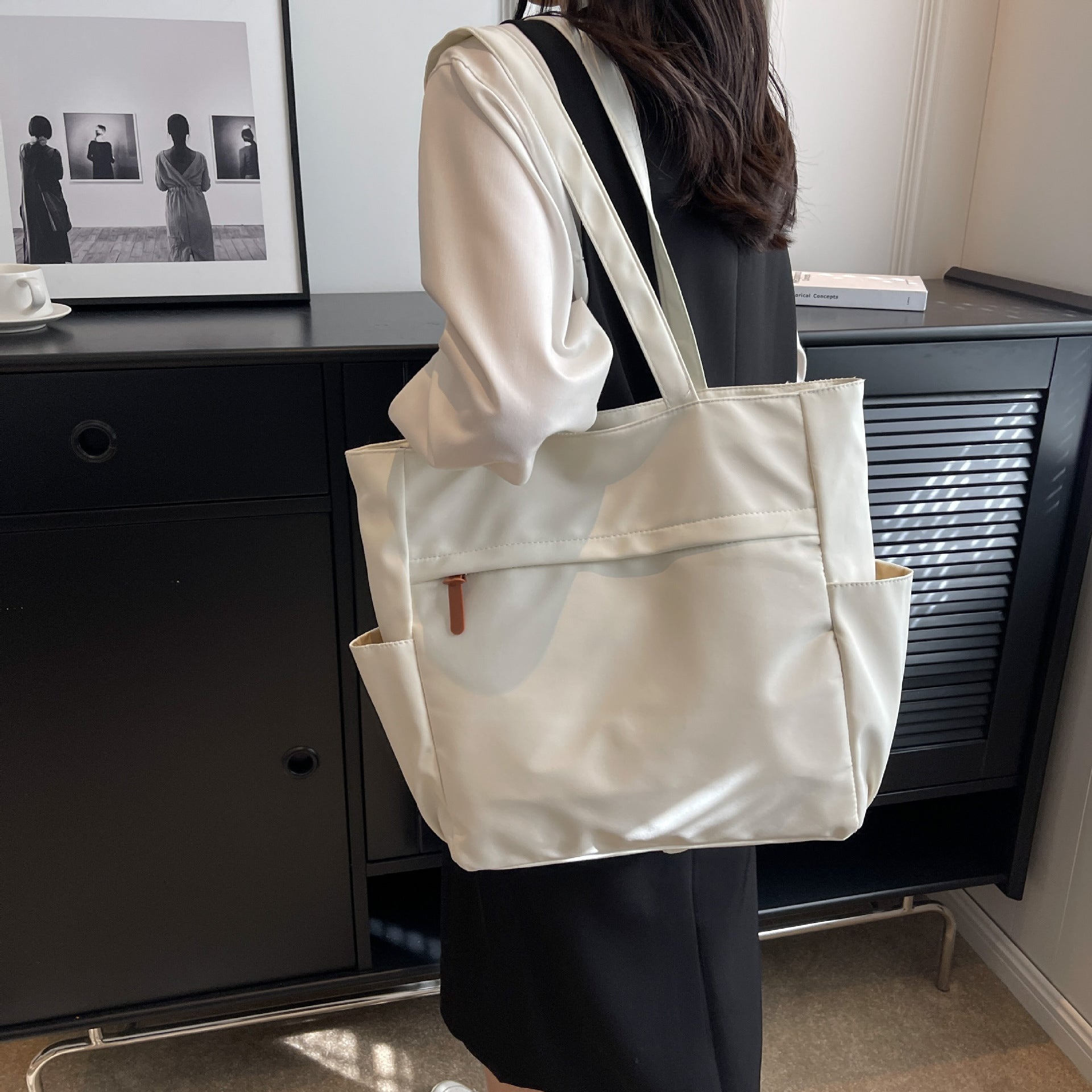Lightweight Multi Pocket Large Capacity Canvas Tote Bag
