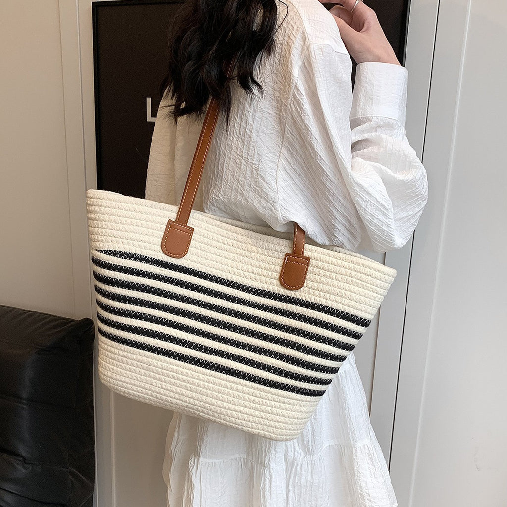 Women New Trendy Woven Beach Large Shoulder Tote Handheld Bag