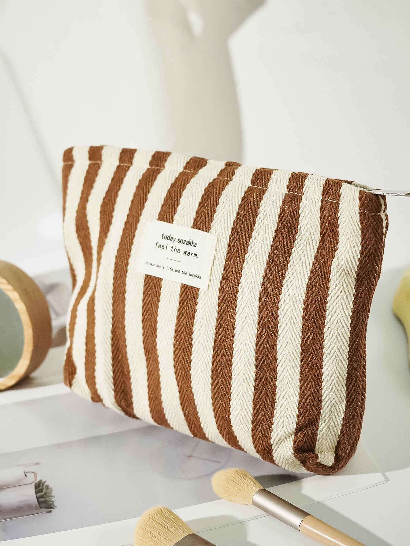 Canvas Striped Octagonal Large-Capacity Toiletry Bag