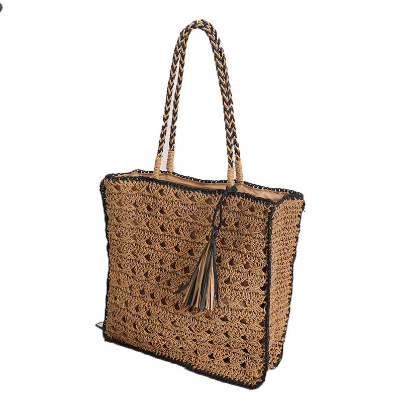 Square Tassel One-Shoulder Hollow Straw Beach Bag