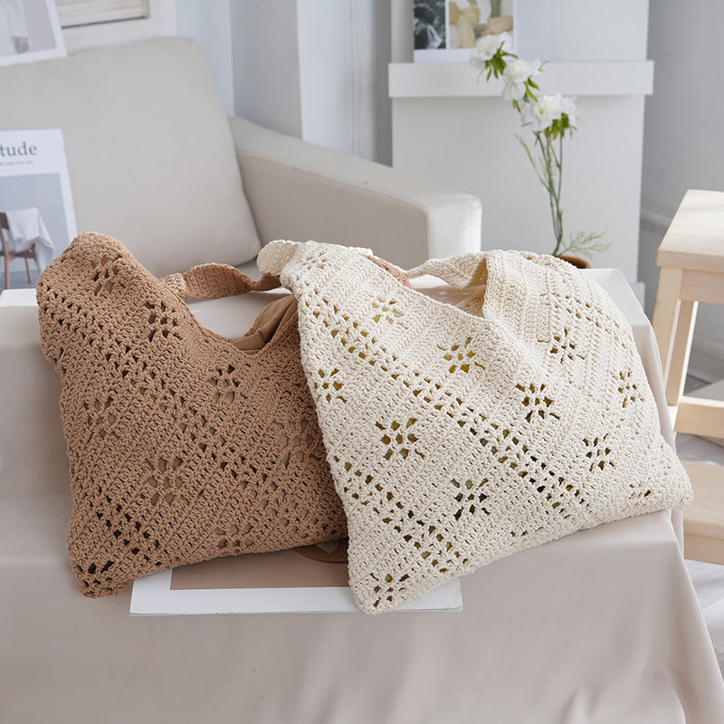 Women Daisy Flower Straw Woven Portable Shoulder Beach Vacation Bag