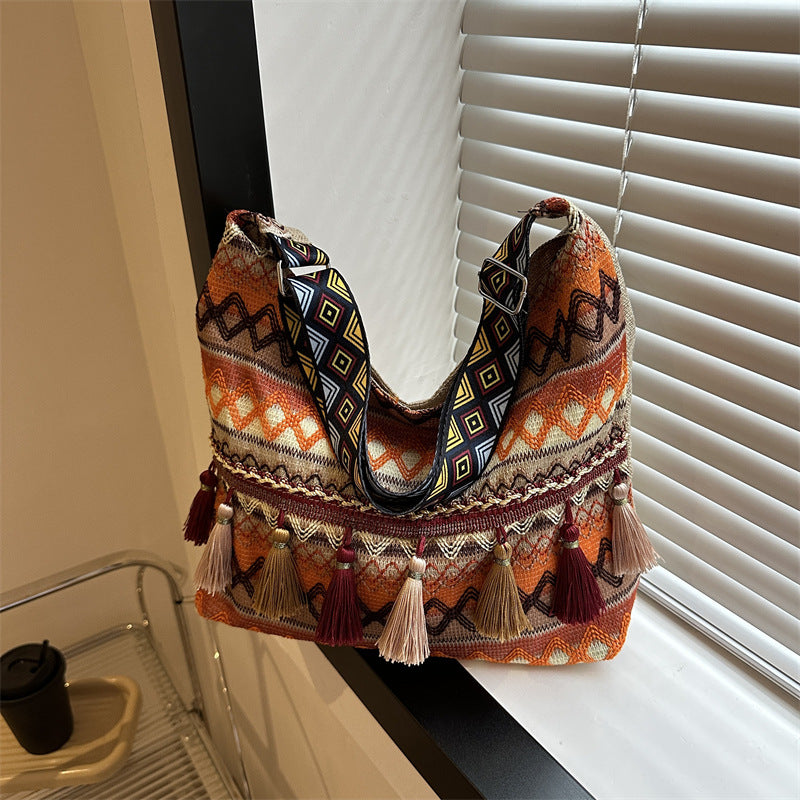 Large-Capacity Fashionable Ethnic Style Tassel Casual Bag 2026 New Versatile Canvas Shoulder Crossbody Bag Tote Bag