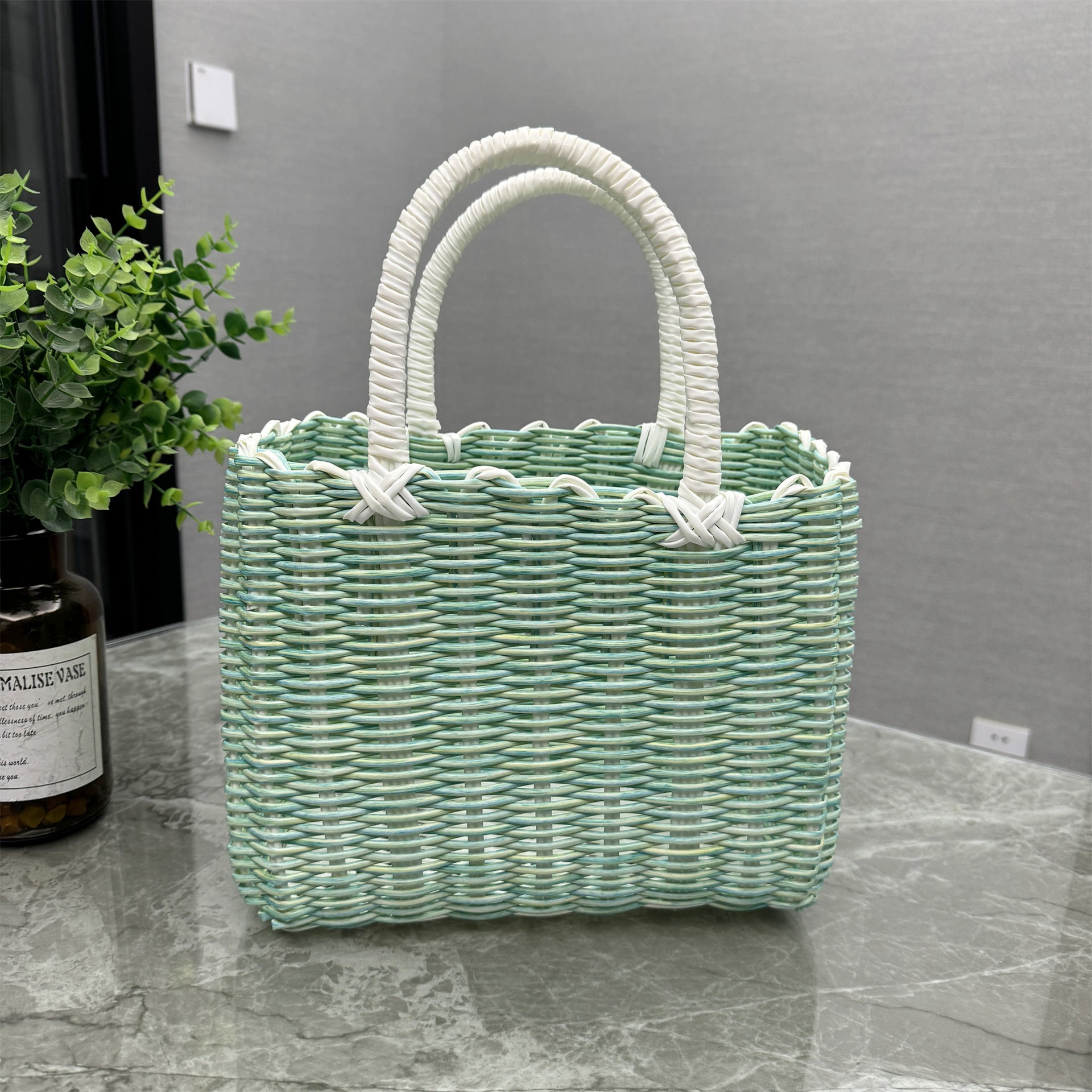 Plastic Woven Vegetable Basket Souvenir Handbag