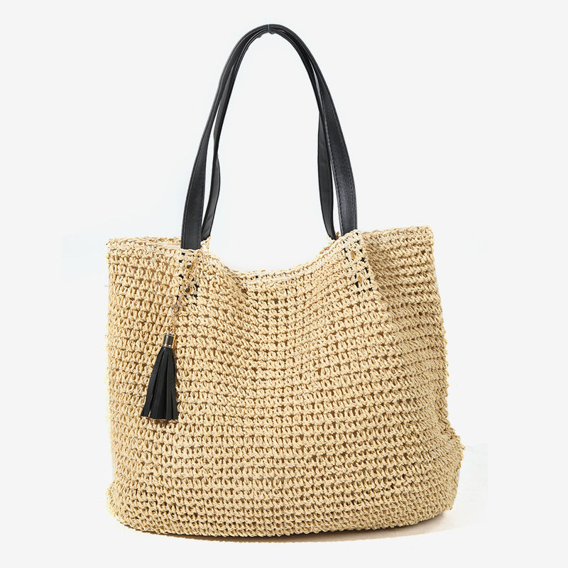 Large-Capacity French Retro Straw Tassel Shoulder Woven Beach Bag