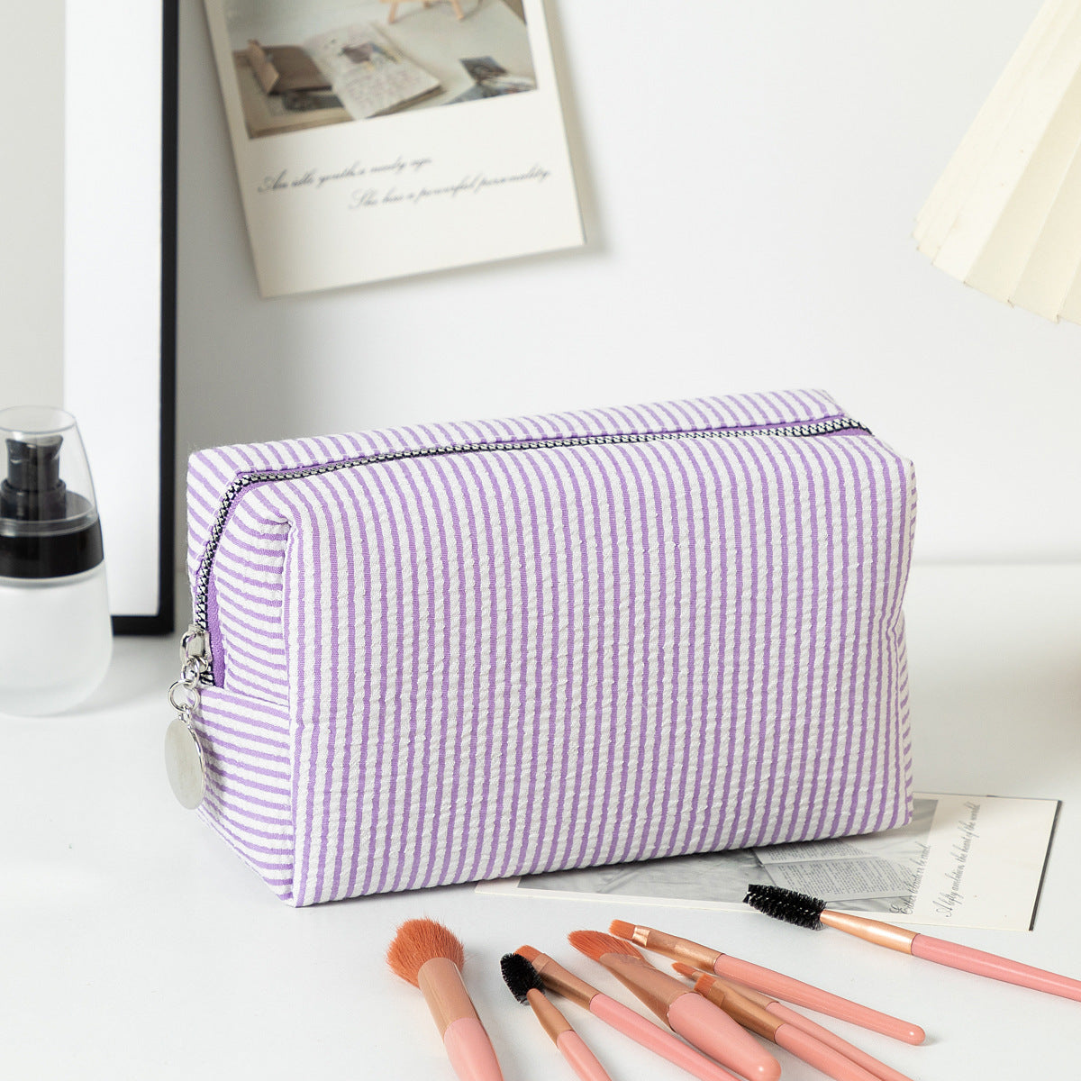 Seersucker Striped Cosmetic Bag Large Capacity Travel Toiletry Clutch Bag