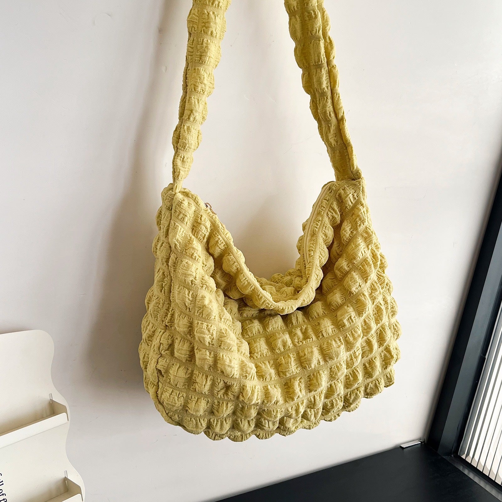 Bubble Flower Large Capacity Crossbody Bag