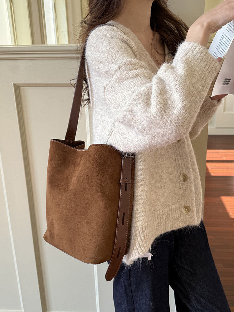 Bucket Bag color view