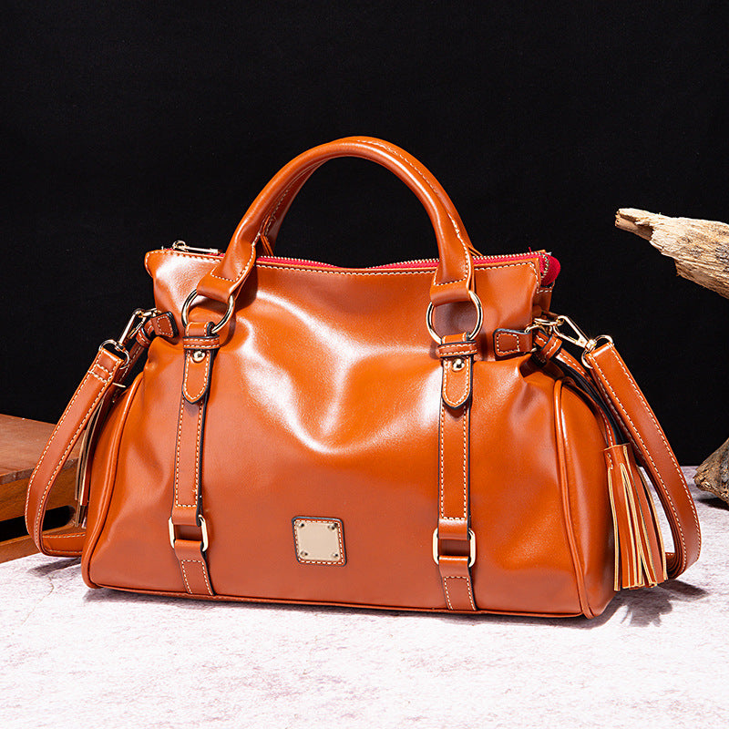 Retro Hand-Painted Soft Portable Shoulder Crossbody Commuter Bag