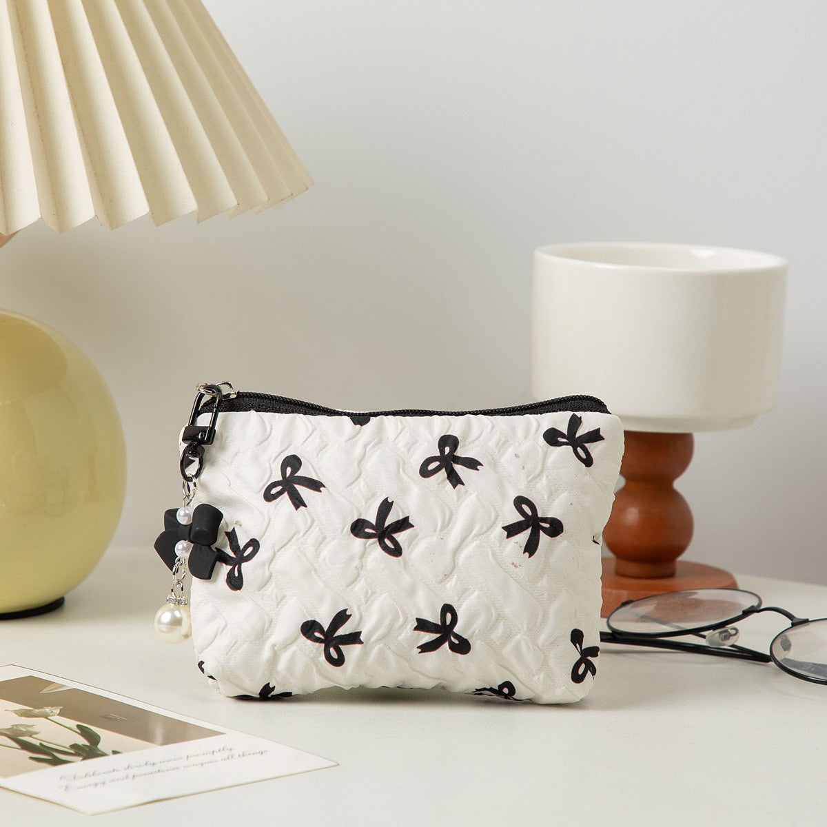 Bow-Knot Hand-Held Large Capacity Cosmetic Travel Toiletry Bag