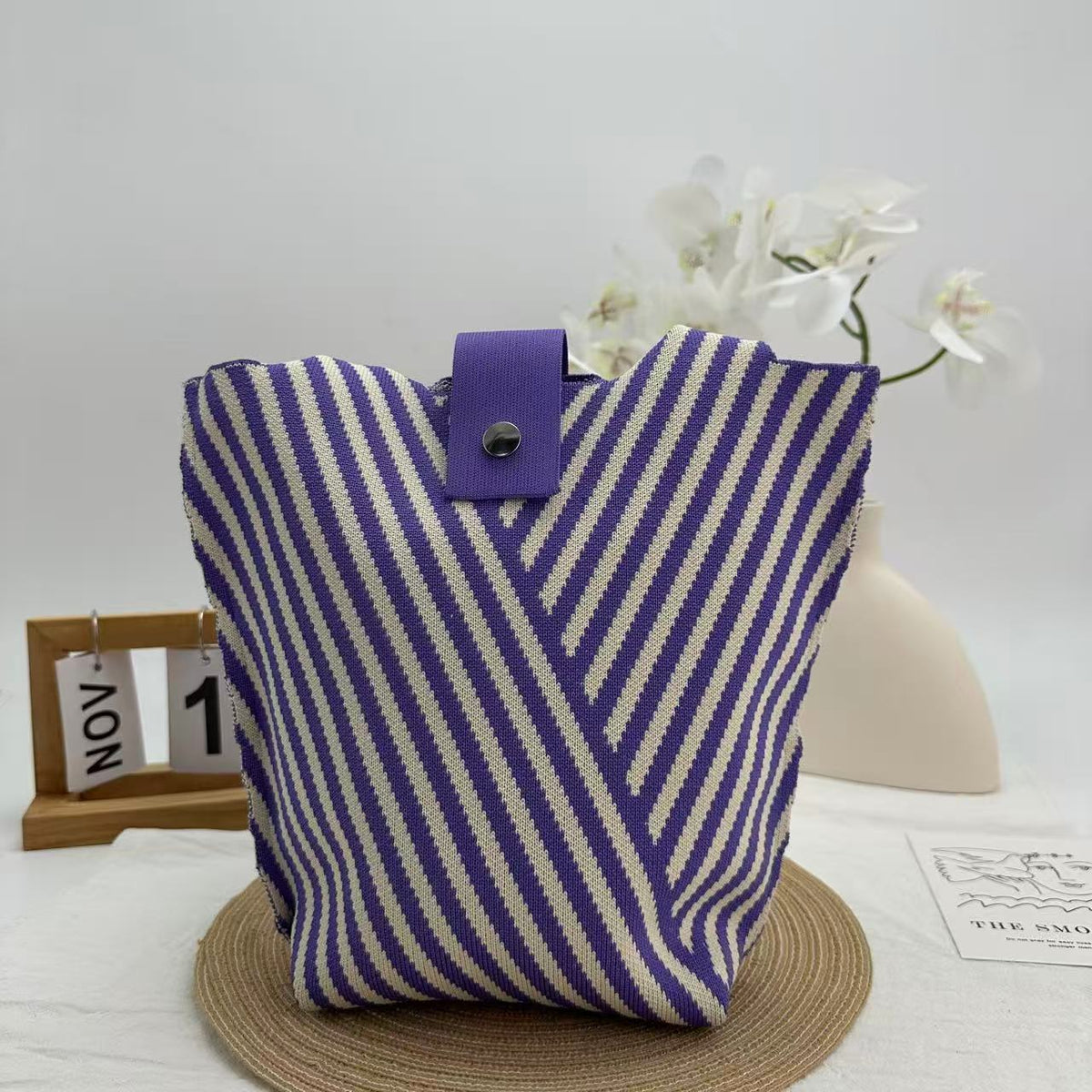 Retro Floral Knitted Snap Closure Tote Bag