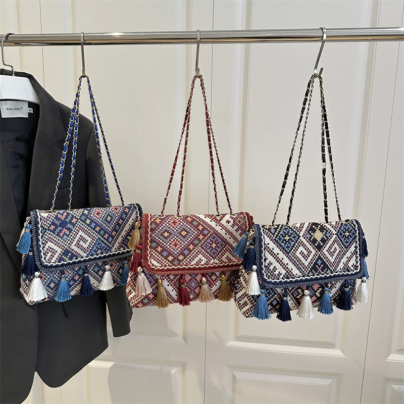 Ethnic Style Retro Chain Tassel Crossbody Bag