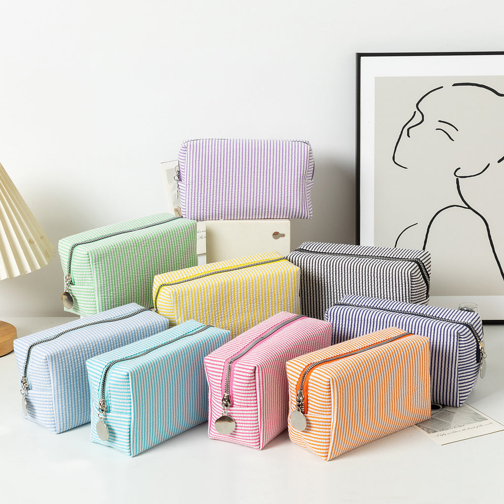 Seersucker Striped Cosmetic Bag Large Capacity Travel Toiletry Clutch Bag